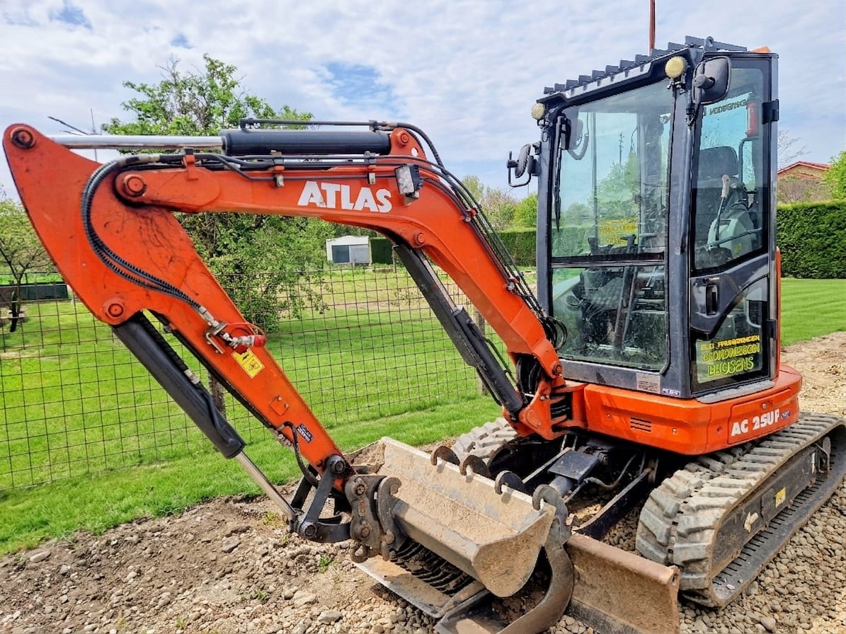 Mini excavator Atlas